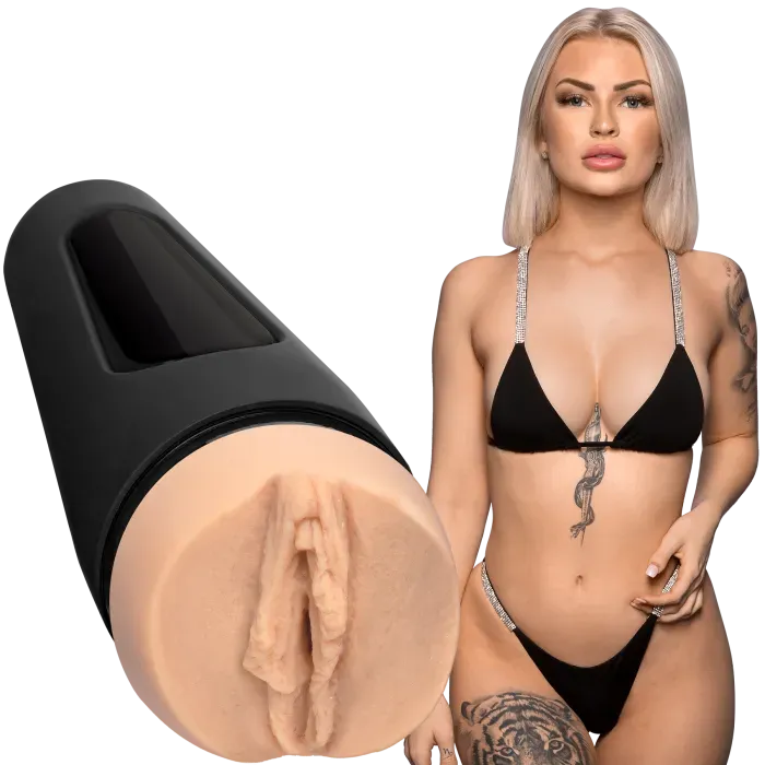 Main Squeeze Girls of Social Media Layna.me masturbator ULTRASKYN