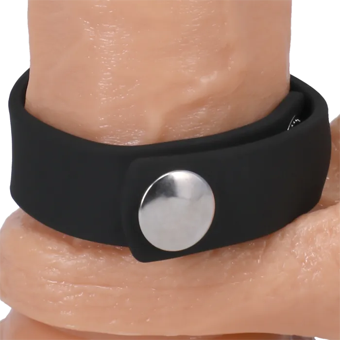 The Classics Rock Solid Silicone 3 Snap cockring zwart verstelbaar
