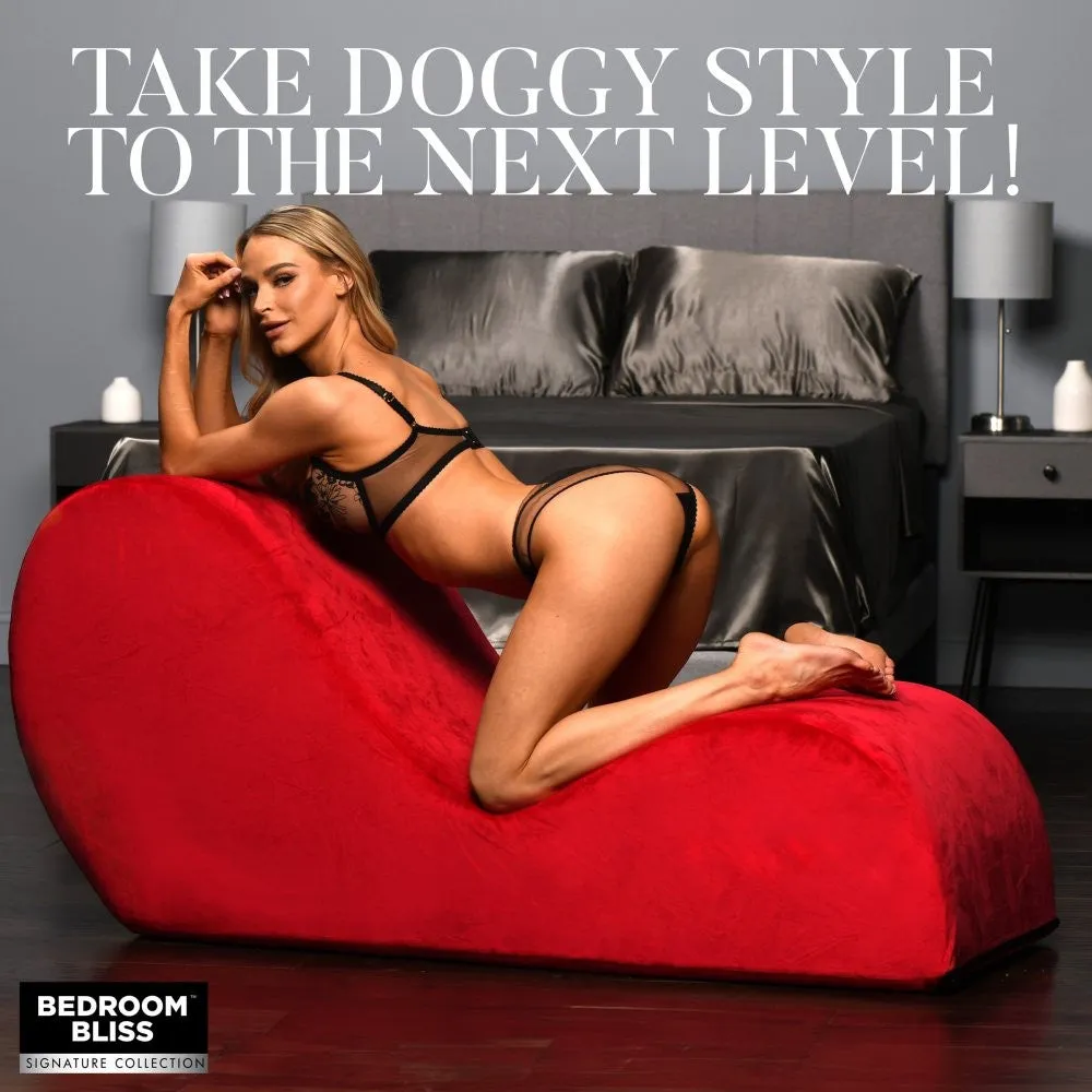 Bedroom Bliss The Love Couch seksbank rood met kussen