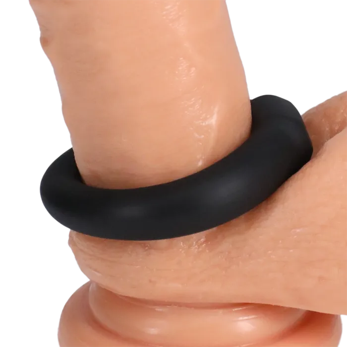 ROCK SOLID Mega Ring cockring zwart siliconen met nop