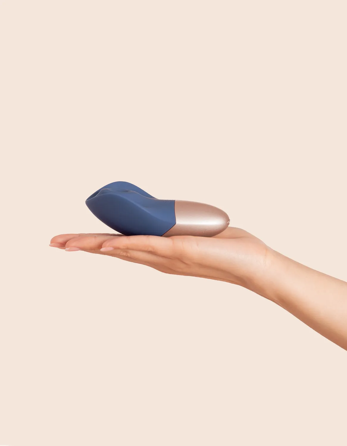 Deia The Arouser vibrator siliconen compact