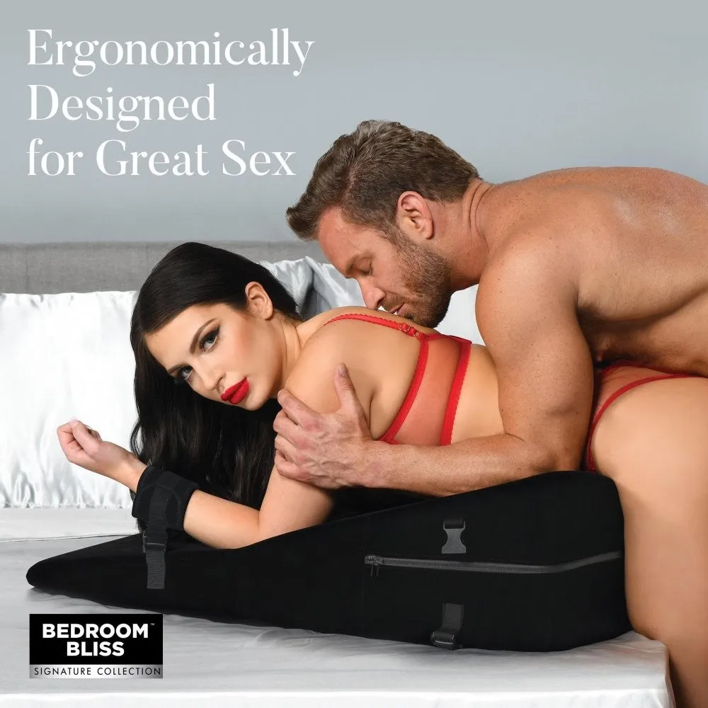 Bedroom Bliss XL Bondage Cushion Wigkussen Zwart met Boeien