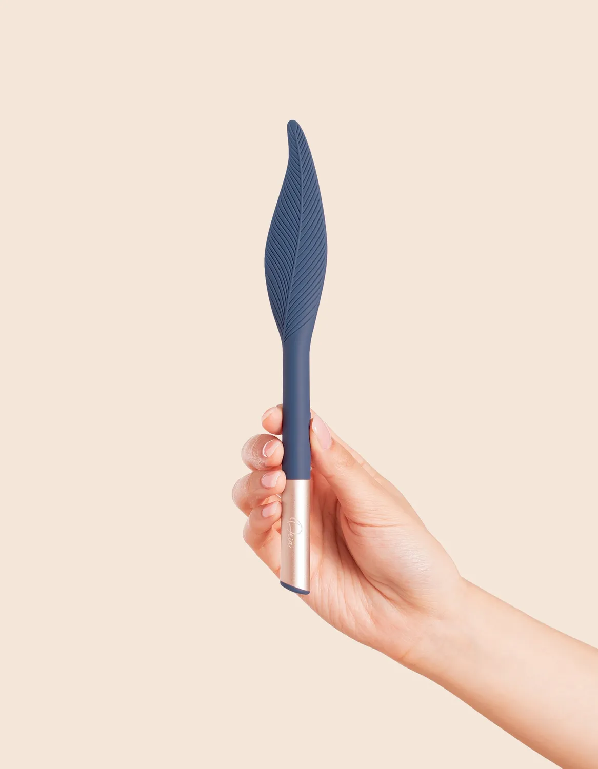 Deia The Feather clitorisvibrator siliconen slank