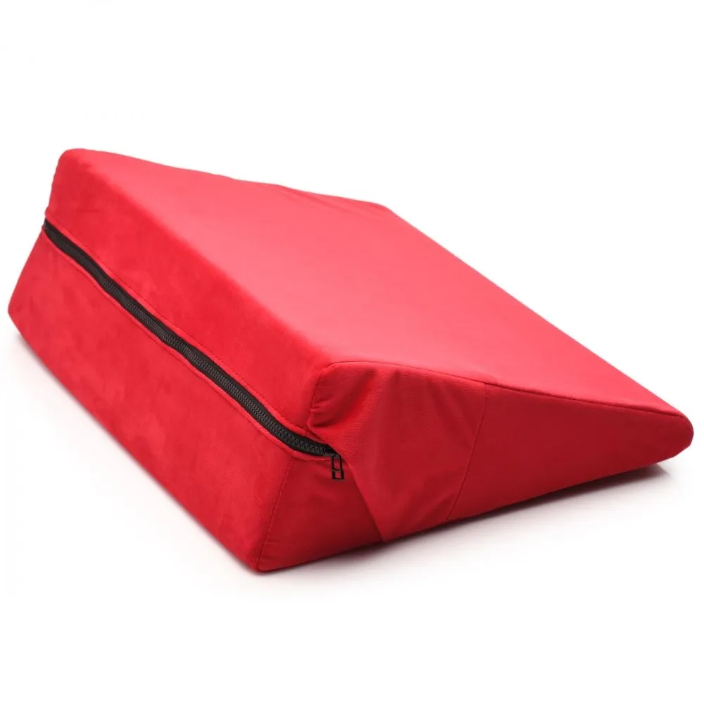 Bedroom Bliss Love Cushion wigkussen rood klein stevig