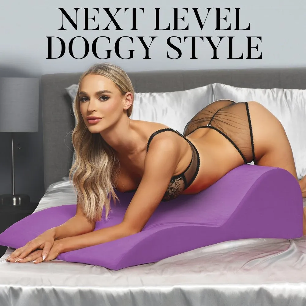 Bedroom Bliss Contoured Love Cushion Sekskussen Fluweel