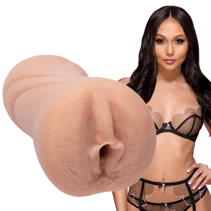 The Classics Signature Strokers Ariana Marie pocket pussy ULTRASKYN